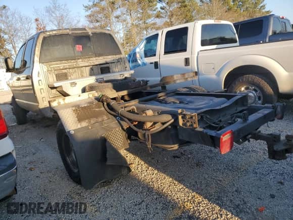 2009 Dodge RAM with VIN 3D6WH48L69G542375, listed as a Copart auction lot 43313455 with 439,372 mi miles and Salvage title. Bid and sale history available at DreamBid. Image 2.