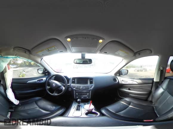 2020 Nissan Pathfinder SL z VIN 5N1DR2CN3LC595502, wystawiony jako IAAI lot #42241550 z przebiegiem 122 653 mil mil oraz . Historia ofert i sprzedaży dostępna na DreamBid. Obrazek 18.