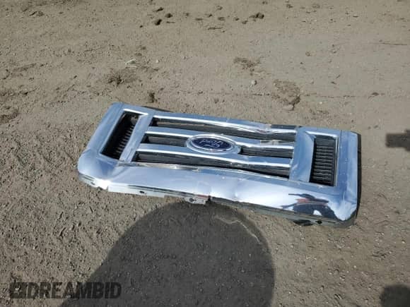 2013 Ford Econoline Cargo Commercial z VIN 1FTNE1EL3DDA02131, wystawiony jako Copart lot #54057485 z przebiegiem 63 630 mil mil oraz Szkoda całkowita • Salvage title. Historia ofert i sprzedaży dostępna na DreamBid. Obrazek 13.