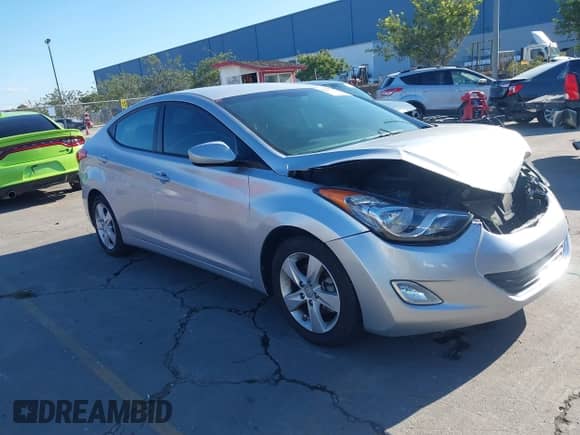 2013 Hyundai Elantra GLS z VIN 5NPDH4AEXDH290770, wystawiony jako IAAI lot #43337517 z przebiegiem 99 331 mil mil oraz . Historia ofert i sprzedaży dostępna na DreamBid. Obrazek 1.