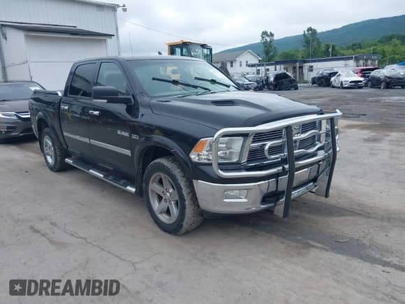 2010 Dodge 1500 SLT с VIN 1D7RV1CT6AS261360, выставлен на аукционе IAAI как лот 42517902 с пробегом 171 588 миль миль и . История ставок и продаж доступна на DreamBid. Изображение 1.