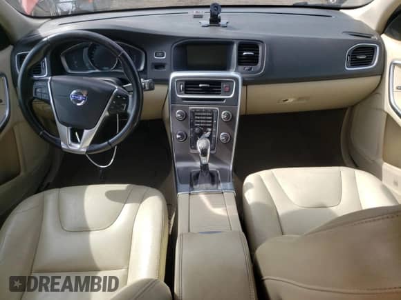 2015 Volvo S60 T5 Premier с VIN YV1612TB6F1306228, выставлен на аукционе Copart как лот 81889885 с пробегом 234 528 миль миль и Чистый • Clean title. История ставок и продаж доступна на DreamBid. Изображение 8.