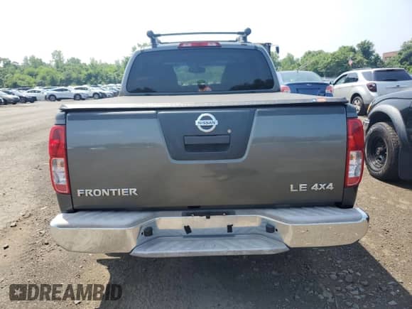 2005 Nissan Frontier LE с VIN 1N6AD07W25C449928, выставлен на аукционе Copart как лот 62142935 с пробегом 91 924 миль миль и Чистый • Clean title. История ставок и продаж доступна на DreamBid. Изображение 6.
