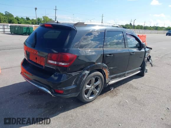 2016 Dodge Journey Crossroad Plus with VIN 3C4PDCGGXGT111286, listed as a IAAI auction lot 42985738 with 168,735 mi miles and . Bid and sale history available at DreamBid. Image 4.