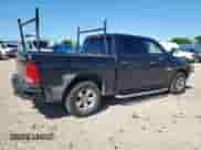 2018 Ram 1500 Tradesman z VIN 3C6RR6KG2JG225504, wystawiony jako Copart lot #56739575 z przebiegiem 137 272 mil mil oraz Szkoda całkowita • Salvage title. Historia ofert i sprzedaży dostępna na DreamBid. Obrazek 3.