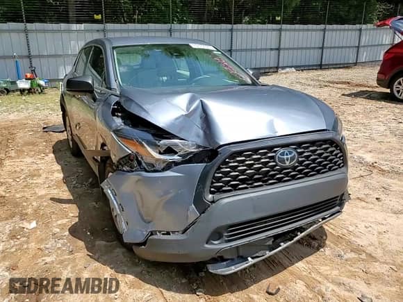 2022 Toyota Corolla Cross L with VIN 7MUAAAAG5NV025036, listed as a Copart auction lot 65679085 with 45,615 mi miles and Salvage title. Bid and sale history available at DreamBid. Image 14.