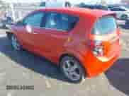 2013 Chevrolet Sonic LTZ с VIN 1G1JE6SB7D4114091, выставлен на аукционе IAAI как лот 41148217 с пробегом 199 473 миль миль и . История ставок и продаж доступна на DreamBid. Изображение 3.