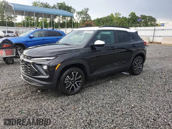 2024 Chevrolet TrailBlazer ACTIV z VIN KL79MVSL0RB097957, wystawiony jako Copart lot #60468855 z przebiegiem 42 615 mil mil oraz Szkoda całkowita • Salvage title. Historia ofert i sprzedaży dostępna na DreamBid. Obrazek 1.