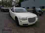 2007 Chrysler 300 with VIN 2C3KA43R37H888695, listed as a Copart auction lot 56928555 with 137,389 mi miles and Salvage title. Bid and sale history available at DreamBid. Image 13.