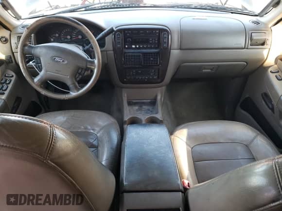 2003 Ford Explorer Limited with VIN 1FMDU75K13ZB31975, listed as a Copart auction lot 83894734 with 311,881 mi miles and Salvage title. Bid and sale history available at DreamBid. Image 8.
