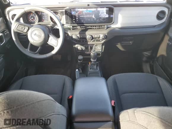 2024 Jeep Wrangler Willys z VIN 1C4PJXAG6RW140094, wystawiony jako Copart lot #83182914 z przebiegiem 8 332 mil mil oraz Szkoda całkowita • Salvage title. Historia ofert i sprzedaży dostępna na DreamBid. Obrazek 8.