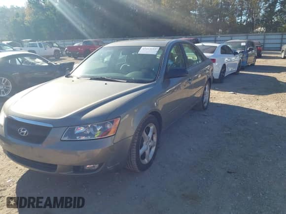 2007 Hyundai Sonata SE с VIN 5NPEU46F77H275746, выставлен на аукционе IAAI как лот 43419651 с пробегом 126 010 миль миль и . История ставок и продаж доступна на DreamBid. Изображение 6.