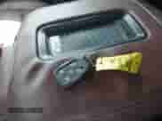 2017 Chevrolet Tahoe Premier с VIN 1GNSCCKC5HR193091, выставлен на аукционе IAAI как лот 42537739 с пробегом 167 954 миль миль и . История ставок и продаж доступна на DreamBid. Изображение 11.