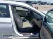 2015 Hyundai Sonata SE с VIN 5NPE24AF2FH224747, выставлен на аукционе IAAI как лот 43189060 с пробегом 96 229 миль миль и . История ставок и продаж доступна на DreamBid. Изображение 5.