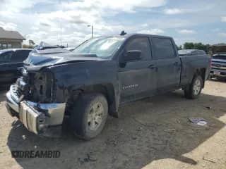 2016 Chevrolet Silverado 1500 LT with VIN 1GCUKREC8GF164607, listed as a Copart auction lot 66339905 with 266,717 mi miles and Salvage title. Bid and sale history available at DreamBid. Image 1.