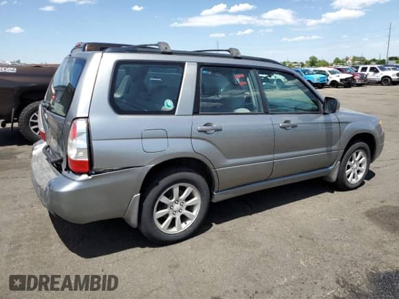 2007 Subaru Forester X with VIN JF1SG65667H703141, listed as a Copart auction lot 60455125 with 274,265 mi miles and Non repairable. Bid and sale history available at DreamBid. Image 3.