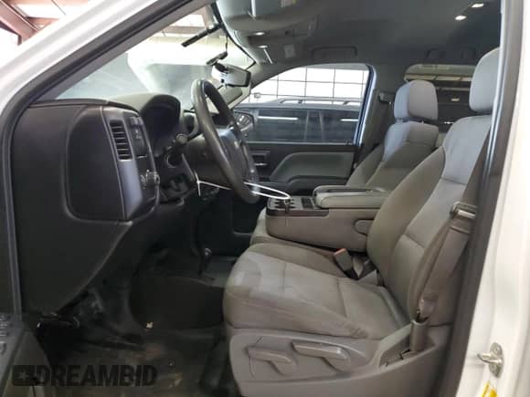 2016 Chevrolet Silverado 1500 Work Truck z VIN 1GCVKNEC3GZ259703, wystawiony jako Copart lot #89856815 z przebiegiem 132 943 mil mil oraz Czysty tytuł • Clean title. Historia ofert i sprzedaży dostępna na DreamBid. Obrazek 7.