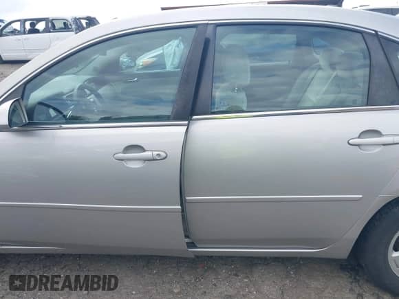 2007 Chevrolet Impala с VIN 2G1WP58K679296204, выставлен на аукционе IAAI как лот 41817154 с пробегом 120 951 миль миль и . История ставок и продаж доступна на DreamBid. Изображение 14.