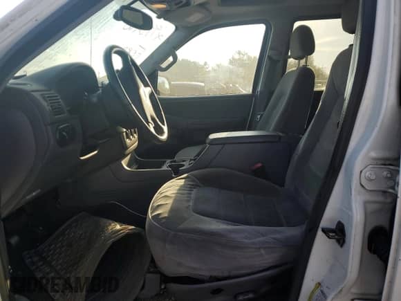 2005 Ford Explorer XLT с VIN 1FMZU73K65ZA57867, выставлен на аукционе Copart как лот 80412475 с пробегом Не указан миль и Списание • Salvage title. История ставок и продаж доступна на DreamBid. Изображение 7.