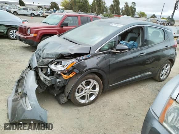 2020 Chevrolet Bolt EV LT z VIN 1G1FY6S06L4149554, wystawiony jako Copart lot #62997903 z przebiegiem Nie podano mil oraz . Historia ofert i sprzedaży dostępna na DreamBid. Obrazek 1.