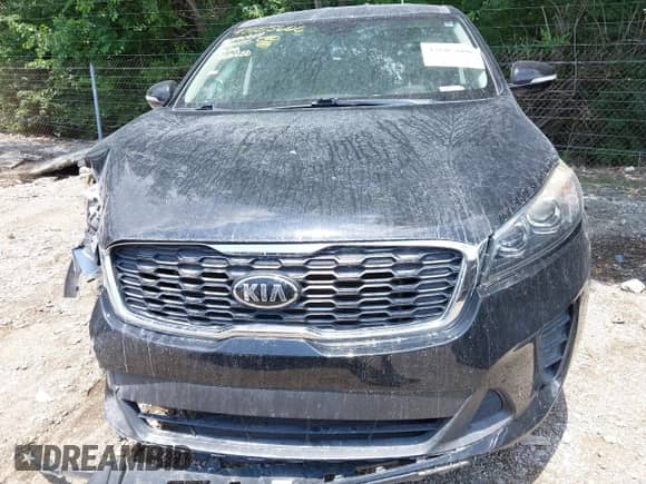 2019 Kia Sorento LX with VIN 5XYPG4A38KG443486, listed as a IAAI auction lot 42605606 with 107,505 mi miles and . Bid and sale history available at DreamBid. Image 12.