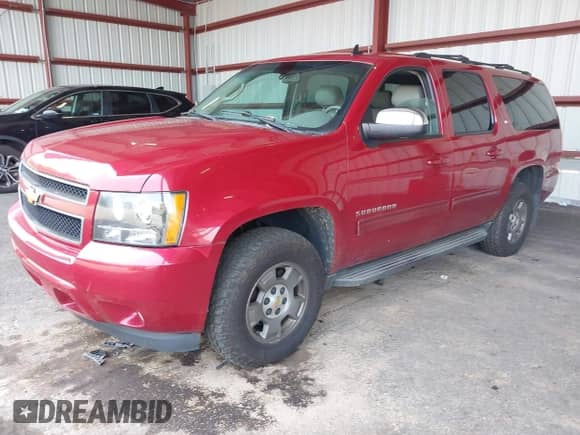 2012 Chevrolet Suburban LT z VIN 1GNSKJE73CR246580, wystawiony jako IAAI lot #42916069 z przebiegiem 227 586 mil mil oraz . Historia ofert i sprzedaży dostępna na DreamBid. Obrazek 2.