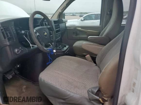 2013 Chevrolet Express Passenger LT with VIN 1GAZG1FG4D1137965, listed as a Copart auction lot 59378755 with 115,805 mi miles and Salvage title. Bid and sale history available at DreamBid. Image 7.