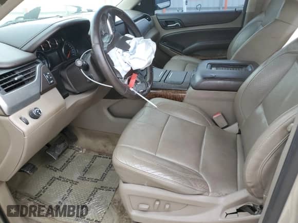 2016 Chevrolet Suburban LTZ z VIN 1GNSCJKCXGR215959, wystawiony jako Copart lot #41459895 z przebiegiem Nie podano mil oraz Szkoda całkowita • Salvage title. Historia ofert i sprzedaży dostępna na DreamBid. Obrazek 7.