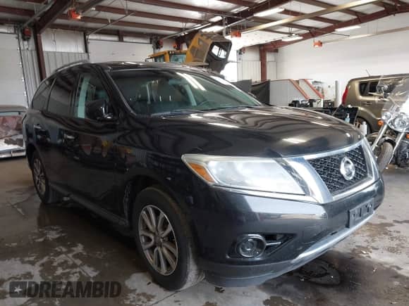 2015 Nissan Pathfinder SL with VIN 5N1AR2MM6FC663272, listed as a IAAI auction lot 42571611 with 176,221 mi miles and . Bid and sale history available at DreamBid. Image 1.