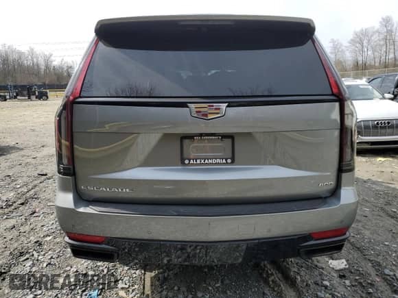 2023 Cadillac Escalade 4WD Sport z VIN 1GYS4FKL4PR168750, wystawiony jako Copart lot #45422415 z przebiegiem Nie podano mil oraz Szkoda całkowita • Salvage title. Historia ofert i sprzedaży dostępna na DreamBid. Obrazek 6.