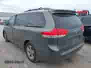 2014 Toyota Sienna LE AAS с VIN 5TDKK3DC0ES437896, выставлен на аукционе IAAI как лот 43404721 с пробегом 112 163 миль миль и . История ставок и продаж доступна на DreamBid. Изображение 3.