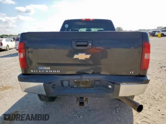 2008 Chevrolet Silverado 2500HD 2LT с VIN 1GCHK23668F154861, выставлен на аукционе Copart как лот 81126135 с пробегом 174 410 миль миль и Списание • Salvage title. История ставок и продаж доступна на DreamBid. Изображение 6.