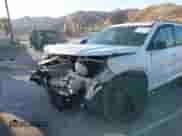2025 Chevrolet Traverse FWD LT с VIN 1GNERGRS5SJ162090, выставлен на аукционе IAAI как лот 42908450 с пробегом Не указан миль и . История ставок и продаж доступна на DreamBid. Изображение 6.