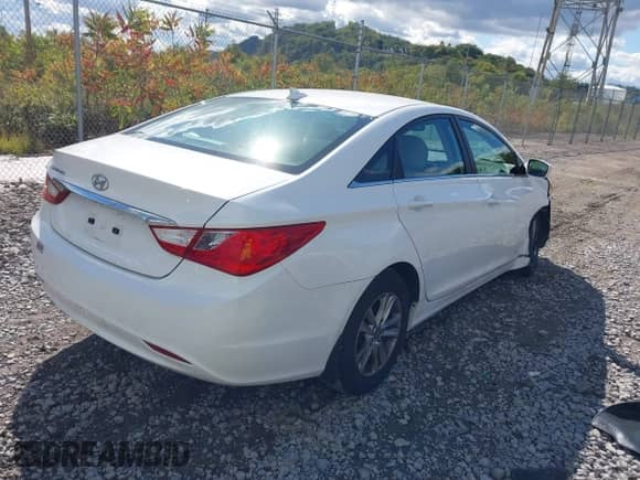2012 Hyundai Sonata GLS с VIN 5NPEB4ACXCH499493, выставлен на аукционе IAAI как лот 43397590 с пробегом 74 807 миль миль и . История ставок и продаж доступна на DreamBid. Изображение 4.