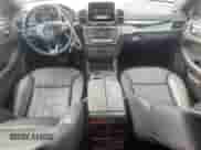 2019 Mercedes-Benz GLS 450 z VIN 4JGDF6EE1KB237588, wystawiony jako Copart lot #80535135 z przebiegiem 90 255 mil mil oraz Szkoda całkowita • Salvage title. Historia ofert i sprzedaży dostępna na DreamBid. Obrazek 8.
