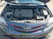 2011 Toyota Corolla S с VIN 2T1BU4EEXBC613289, выставлен на аукционе IAAI как лот 43089406 с пробегом 202 683 миль миль и . История ставок и продаж доступна на DreamBid. Изображение 10.