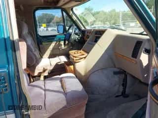 1995 Chevrolet Chevy Van with VIN 1GBEG25K4SF160636, listed as a IAAI auction lot 42537984 with 152,069 mi miles and . Bid and sale history available at DreamBid. Image 5.