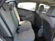 2012 Hyundai Accent GLS z VIN KMHCT4AE1CU223338, wystawiony jako Copart lot #80172065 z przebiegiem 137 970 mil mil oraz Szkoda całkowita • Salvage title. Historia ofert i sprzedaży dostępna na DreamBid. Obrazek 10.