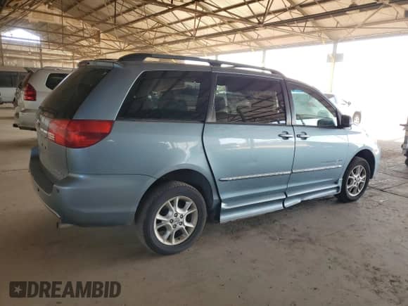 2004 Toyota Sienna XLE z VIN 5TDZA22CX4S194448, wystawiony jako Copart lot #60899125 z przebiegiem 102 509 mil mil oraz Czysty tytuł • Clean title. Historia ofert i sprzedaży dostępna na DreamBid. Obrazek 3.