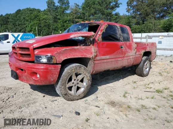 1999 Dodge 1500 с VIN 1B7HF13Z4XJ555345, выставлен на аукционе Copart как лот 65890765 с пробегом 184 935 миль миль и Списание • Salvage title. История ставок и продаж доступна на DreamBid. Изображение 1.