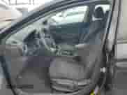 2019 Hyundai Ioniq Blue z VIN KMHC65LCXKU170646, wystawiony jako Copart lot #50733064 z przebiegiem 109 466 mil mil oraz . Historia ofert i sprzedaży dostępna na DreamBid. Obrazek 7.