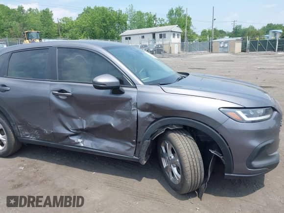 2023 Honda HR-V LX with VIN 3CZRZ2H31PM727611, listed as a IAAI auction lot 42436489 with 40,434 mi miles and . Bid and sale history available at DreamBid. Image 6.