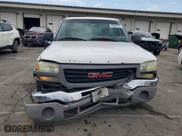 2004 GMC Sierra 1500 Work Truck with VIN 1GTEC14X44Z309093, listed as a Copart auction lot 66632195 with 229,281 mi miles and Salvage title. Bid and sale history available at DreamBid. Image 5.