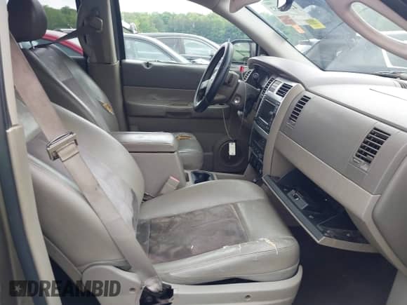 2007 Dodge Durango Limited with VIN 1D8HD58297F561090, listed as a IAAI auction lot 42213252 with 242,703 mi miles and . Bid and sale history available at DreamBid. Image 5.