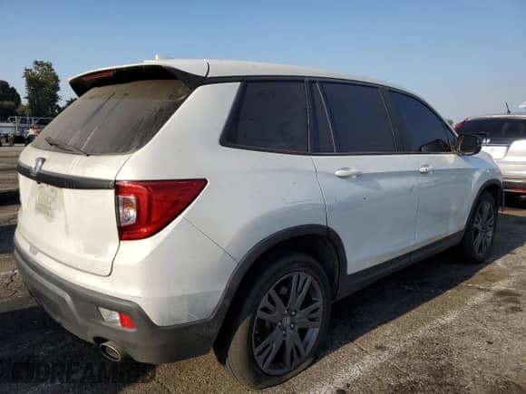 2020 Honda Passport EX-L with VIN 5FNYF7H57LB004207, listed as a Copart auction lot 67420715 with 76,324 mi miles and Salvage title. Bid and sale history available at DreamBid. Image 3.