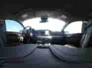 2022 Chevrolet Silverado 1500 RST z VIN 1GCUDEED7NZ585337, wystawiony jako IAAI lot #42092773 z przebiegiem 37 402 mil mil oraz . Historia ofert i sprzedaży dostępna na DreamBid. Obrazek 24.