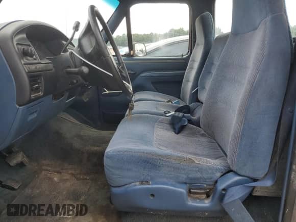 1995 Ford F-150 z VIN 1FTEF15N4SNA14195, wystawiony jako Copart lot #58221405 z przebiegiem Nie podano mil oraz Szkoda całkowita • Salvage title. Historia ofert i sprzedaży dostępna na DreamBid. Obrazek 7.