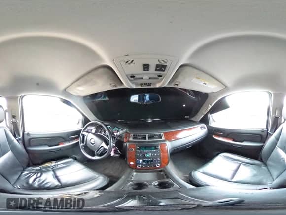 2009 Chevrolet Suburban 2LT с VIN 1GNFC26089R196628, выставлен на аукционе Copart как лот 80308515 с пробегом 279 976 миль миль и Списание • Salvage title. История ставок и продаж доступна на DreamBid. Изображение 16.