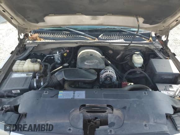 2006 Chevrolet Silverado 1500 Work Truck z VIN 1GCEC19VX6Z214600, wystawiony jako Copart lot #70415005 z przebiegiem 254 222 mil mil oraz Czysty tytuł • Clean title. Historia ofert i sprzedaży dostępna na DreamBid. Obrazek 11.