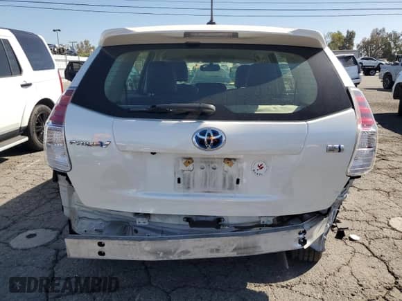 2015 Toyota Prius Two z VIN JTDZN3EUXFJ033113, wystawiony jako Copart lot #84711765 z przebiegiem 48 530 mil mil oraz Szkoda całkowita • Salvage title. Historia ofert i sprzedaży dostępna na DreamBid. Obrazek 6.